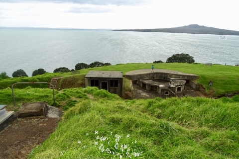 61E96220-CDAA-4CFE-80F4-E26000E2FF75