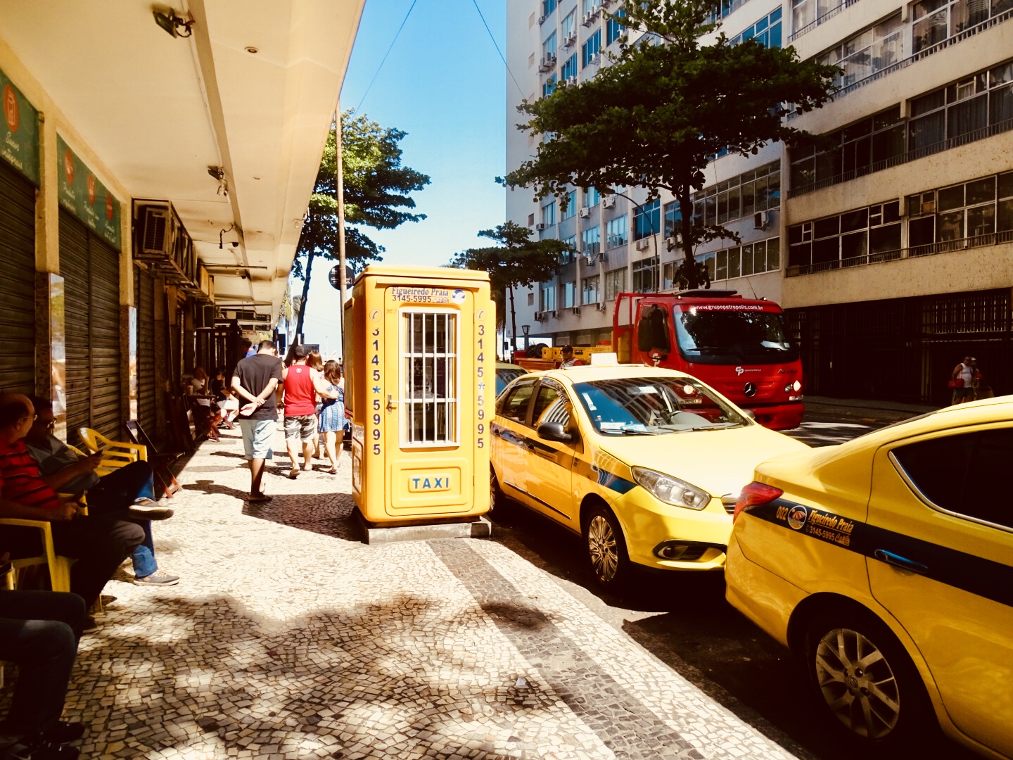 9DE5EBB3-E908-4609-83B2-53D150771C9C